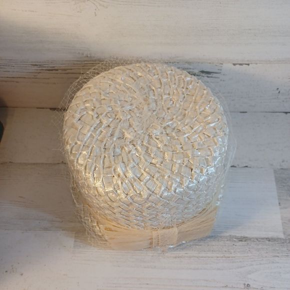 Vintage Raffia White Hats With Netting Original Sears Roebuck And Company box - Picture 4 of 13